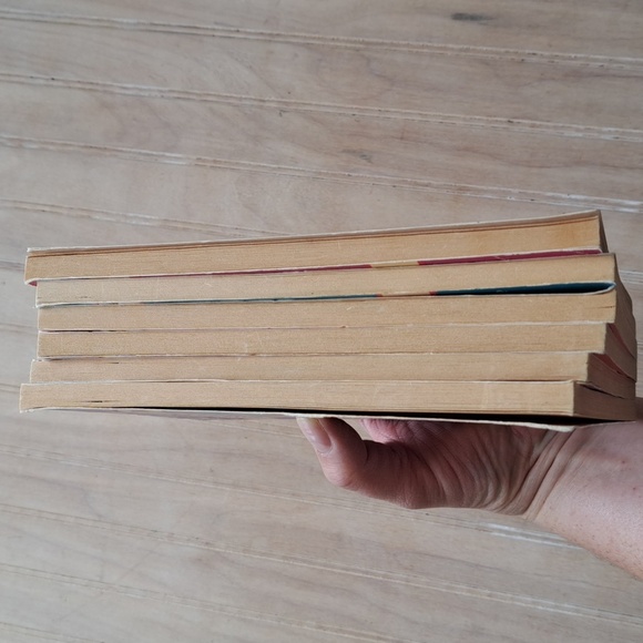 Sweet Valley Twins Book Set Teen Fiction Reading Set Of 6 Books Vintage 1980's - Picture 6 of 11